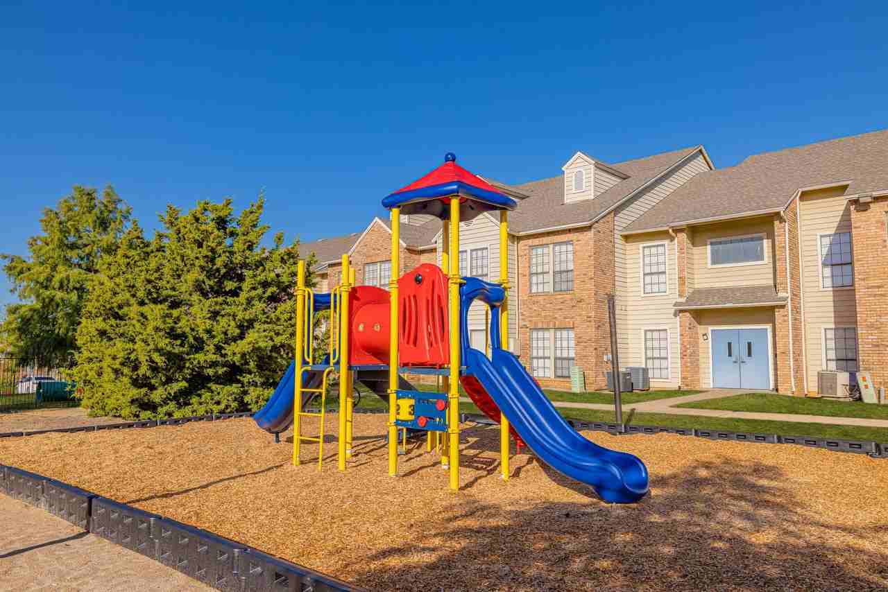 Arlington  Hills - Photo 4 of 22