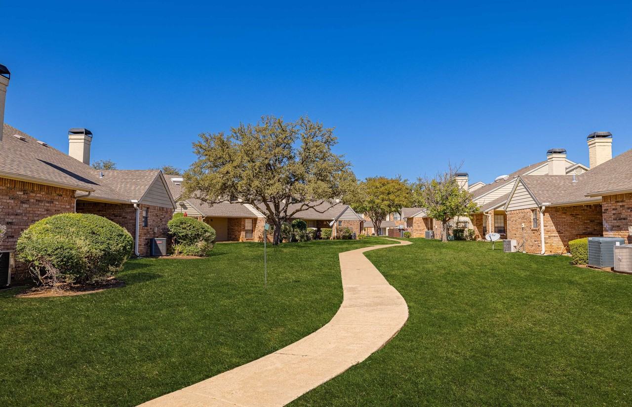 Arlington  Hills - Photo 6 of 22