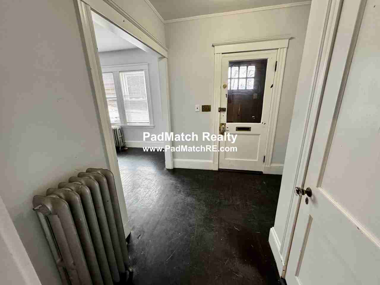 104 Nottinghill Rd - Photo 4 of 21