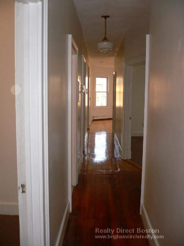 104 Calumet St #2 - Photo 7 of 14