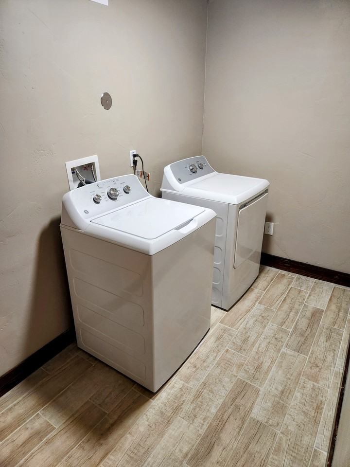 14249 S Knapper Way #B - Photo 6 of 10