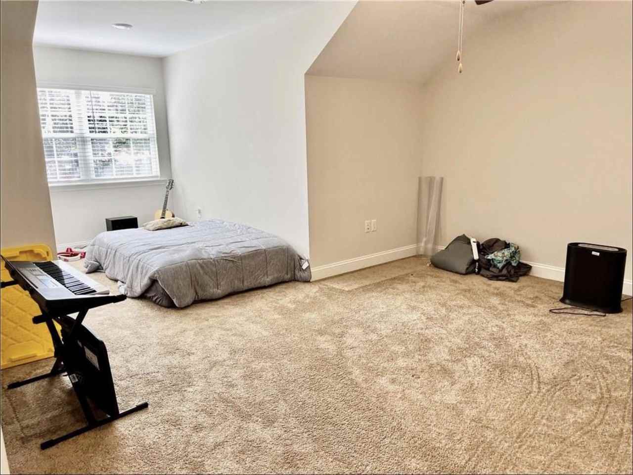 1016 Pine St - Photo 4 of 11