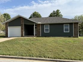 706 E Dyann Dr #706 - Photo 1 of 1