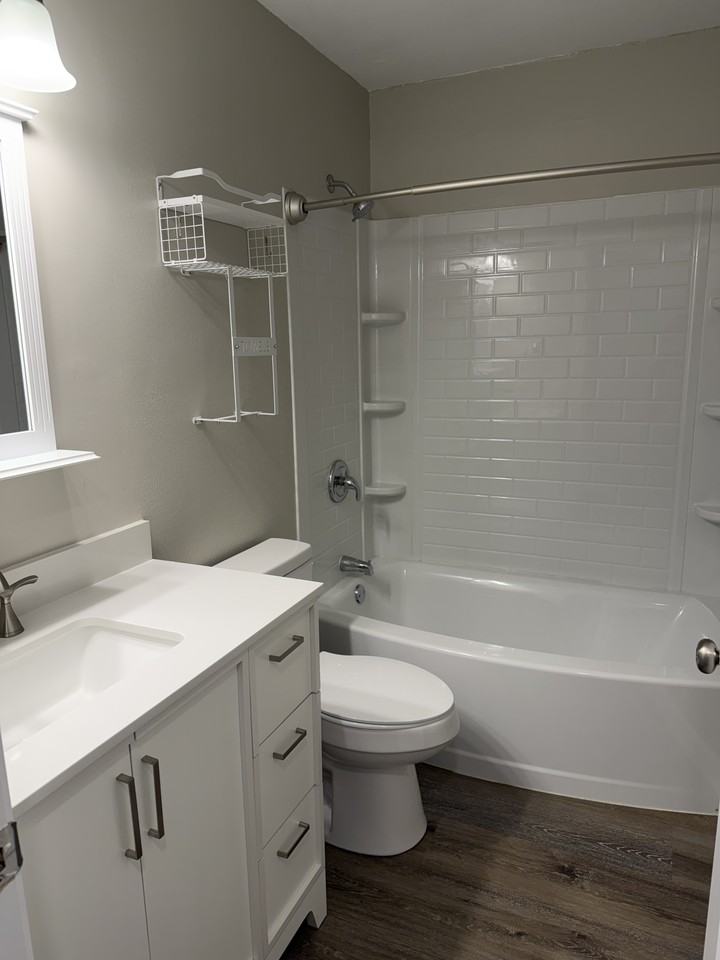 706 E Dyann Dr #706 - Photo 6 of 11