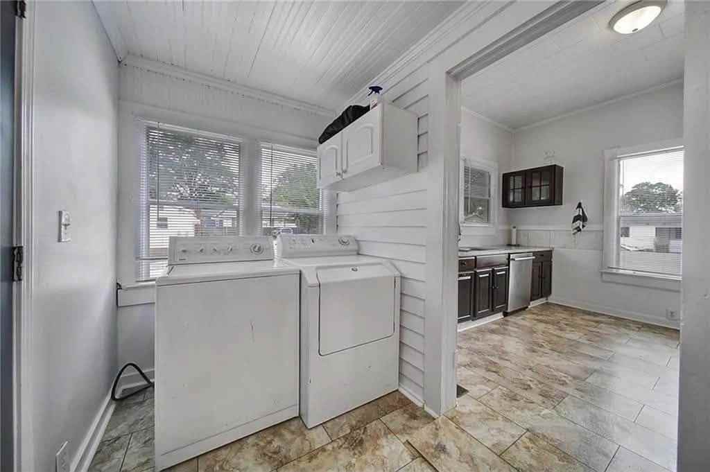 604 Saluda St - Photo 4 of 9