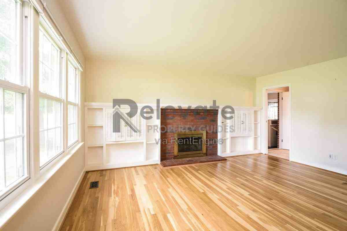 3110 Courtland Rd - Photo 2 of 10
