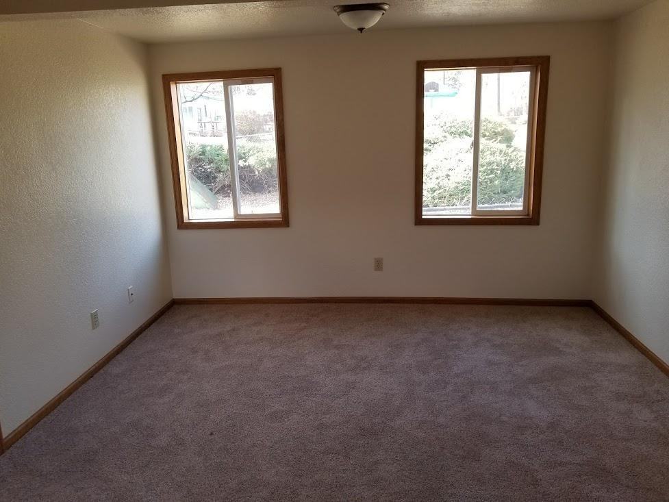 3178 W Colorado Ave - Photo 2 of 8