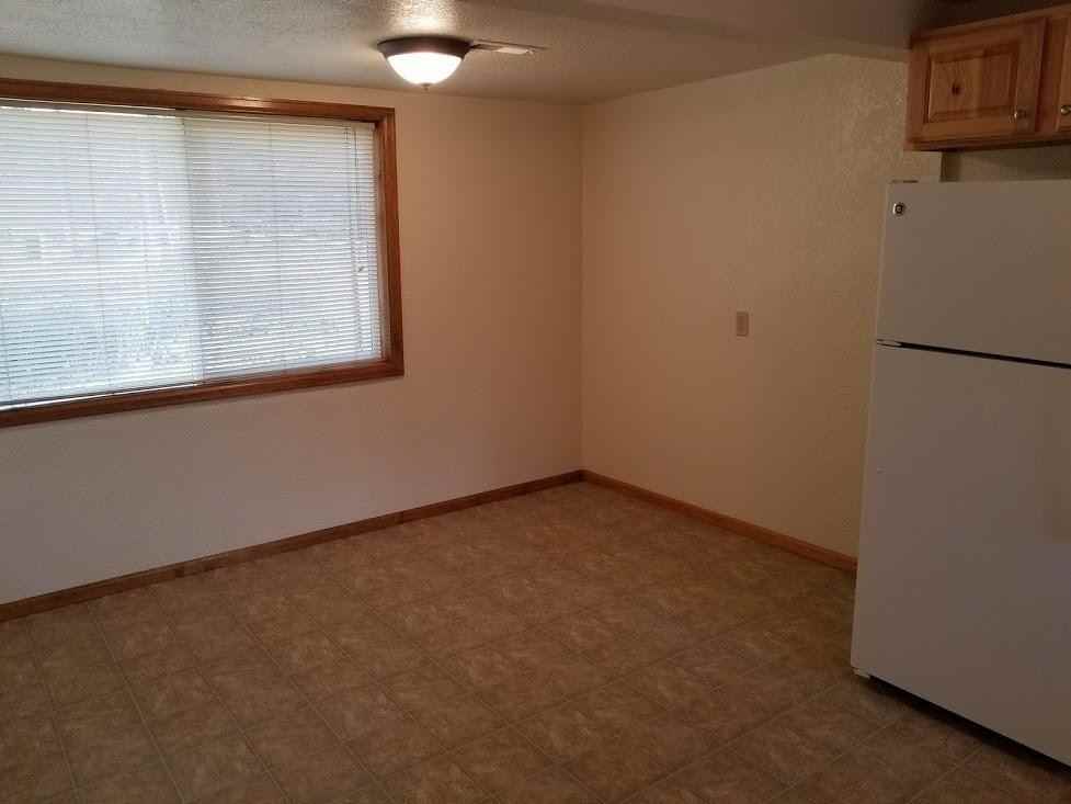 3178 W Colorado Ave - Photo 5 of 8
