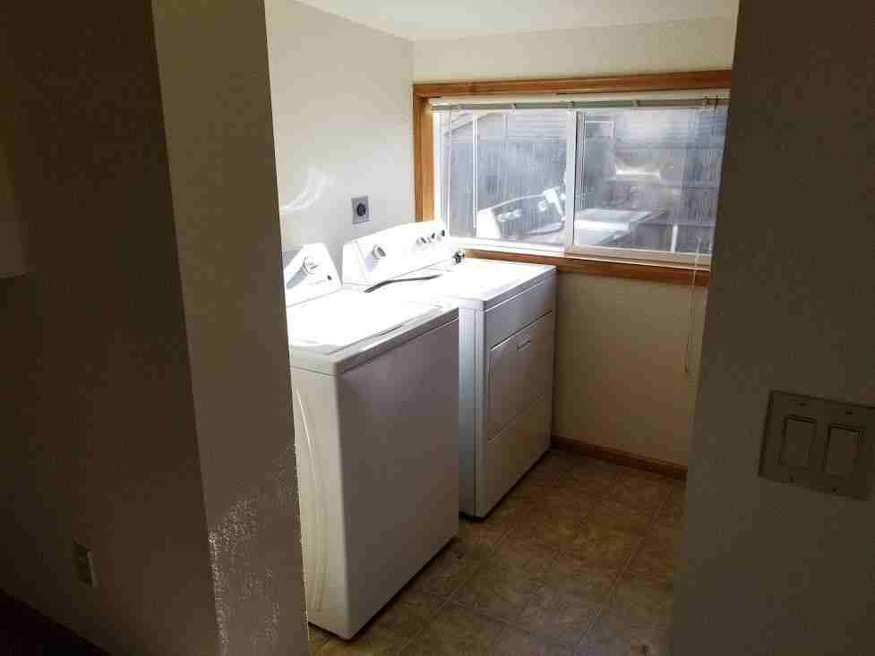 3178 W Colorado Ave - Photo 7 of 8