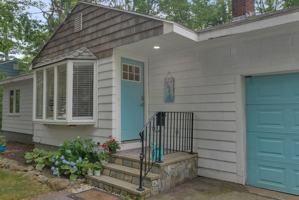 featured image of 7 Beecherie Ave