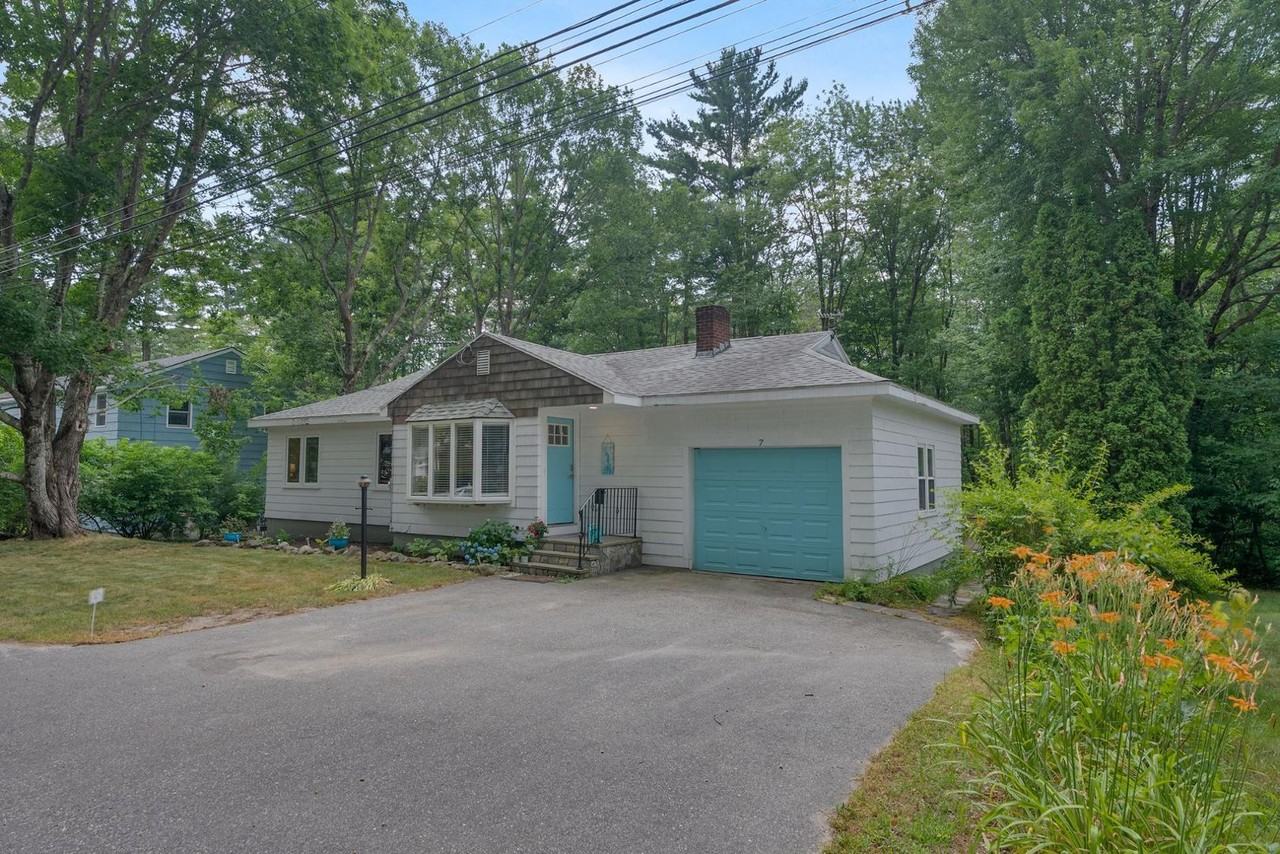 7 Beecherie Ave - Photo 3 of 39