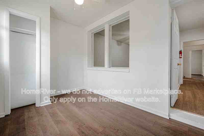 515 Franklin St Ne #4 - Photo 5 of 23