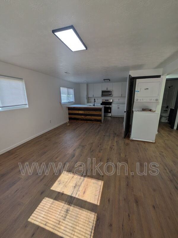 949 Perry Hwy #2 - Photo 3 of 14