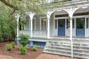 featured image of 216 E Henry St #A