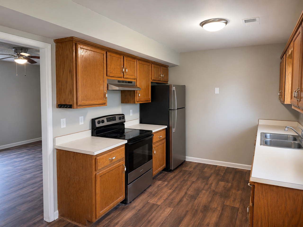 1005 Shadow Ridge Ave - Photo 5 of 22