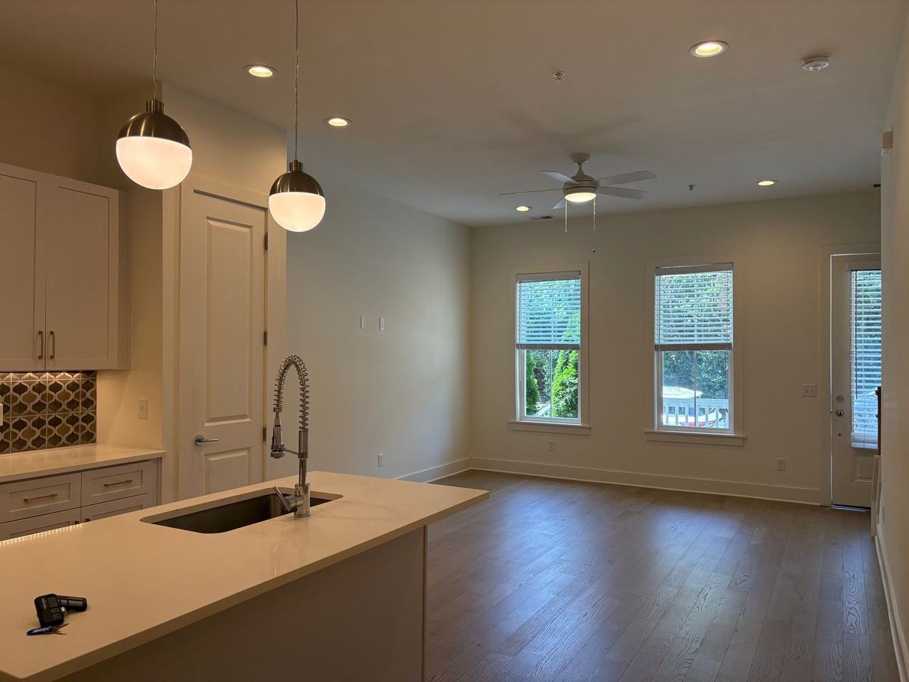 231 Ribbon Ln - Photo 3 of 17