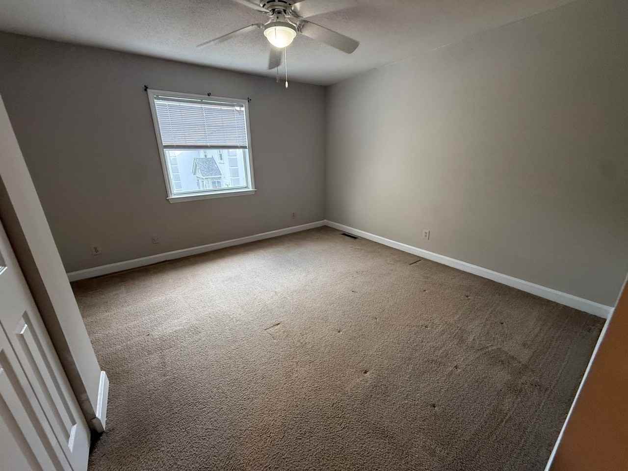2504 Avent Ferry Rd - Photo 7 of 13