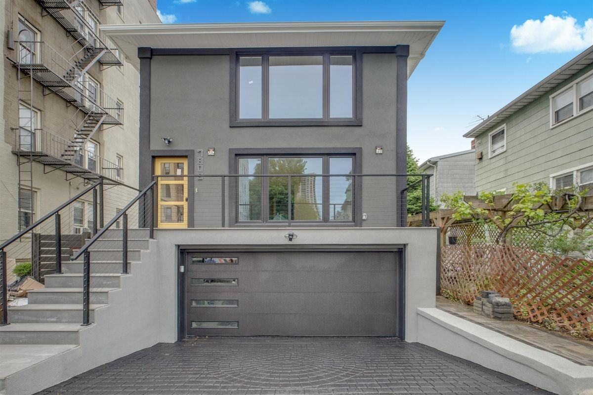 7809 Broadway ##1