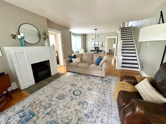 3 E Elm St - Photo 3 of 19