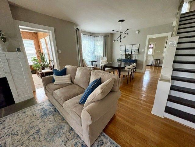 3 E Elm St - Photo 4 of 19