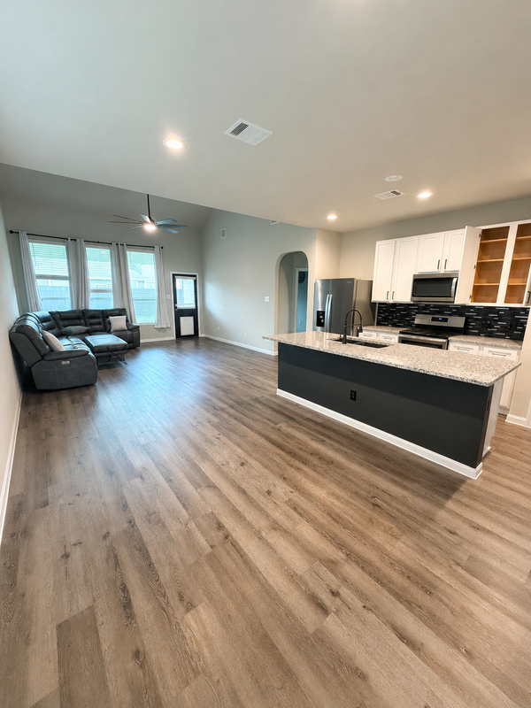 2291 Raider Dr - Photo 2 of 23