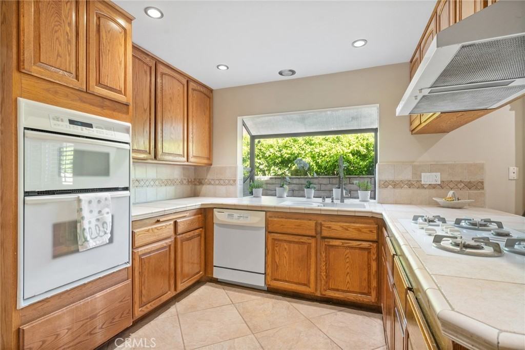 7544 Linley Ln - Photo 7 of 25