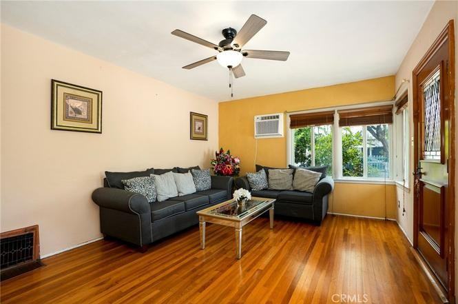 7838 Craner Ave - Photo 6 of 24