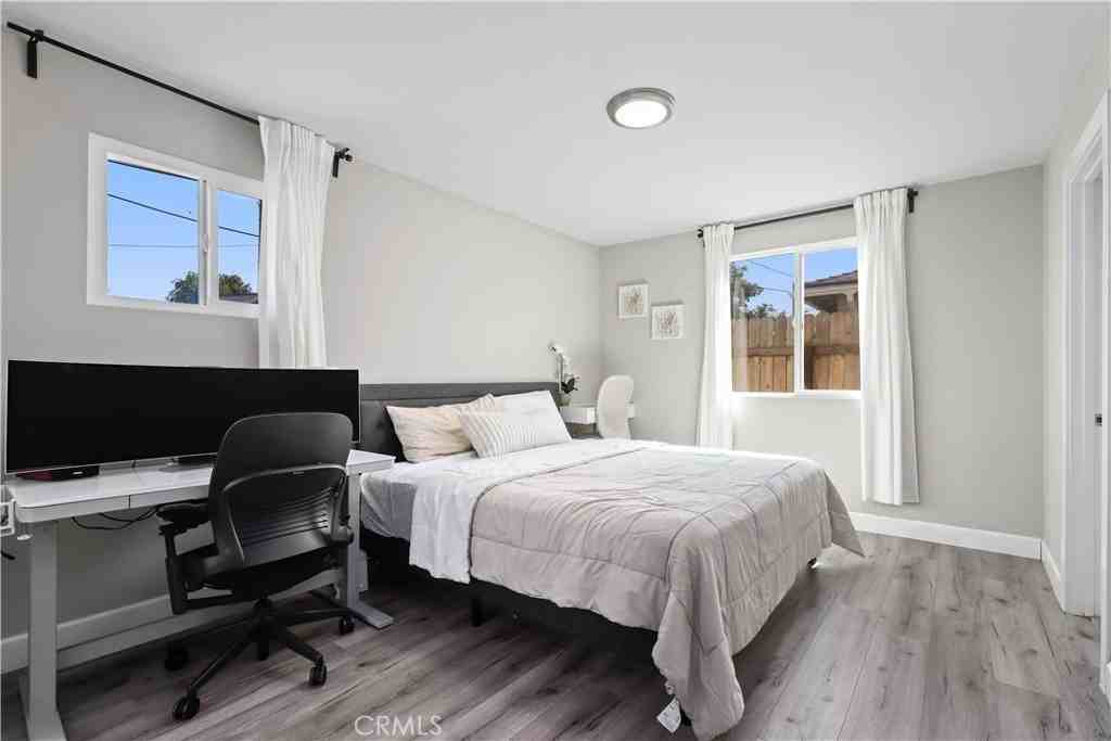 1909 W Walnut Ave - Photo 7 of 15