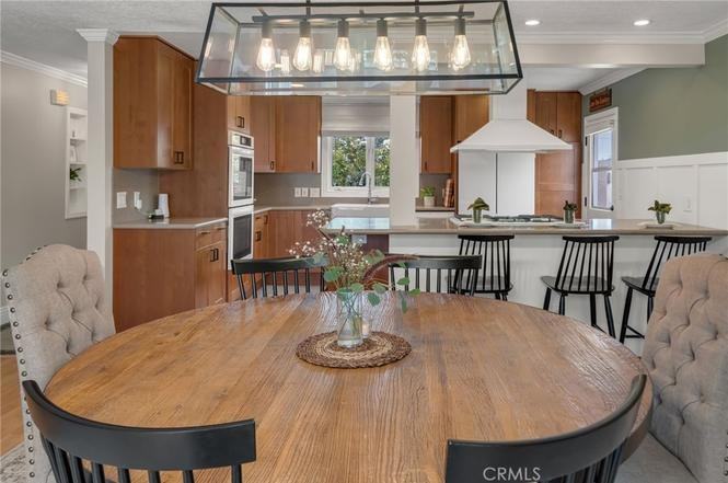 10490 Carlotta Ave - Photo 4 of 44