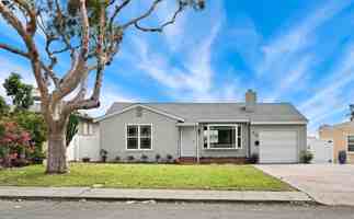 featured image of 820 Country Club Dr