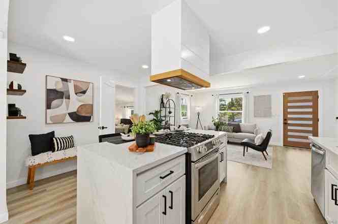 170 Park Ave - Photo 7 of 14