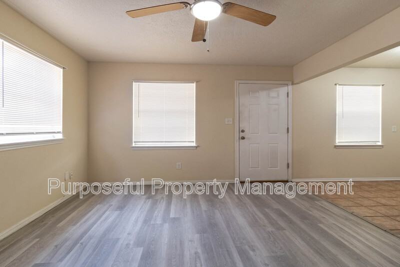 518 N Ponca Ave - Photo 6 of 16