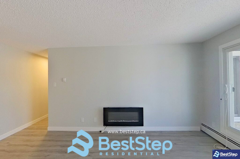 10837 117 St Nw - Photo 4 of 29