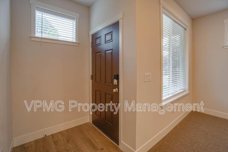 6921 Ne 16th Ave - Photo 4 of 41