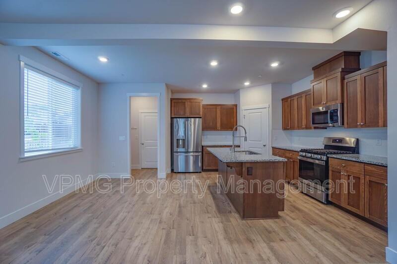 6921 Ne 16th Ave - Photo 7 of 41