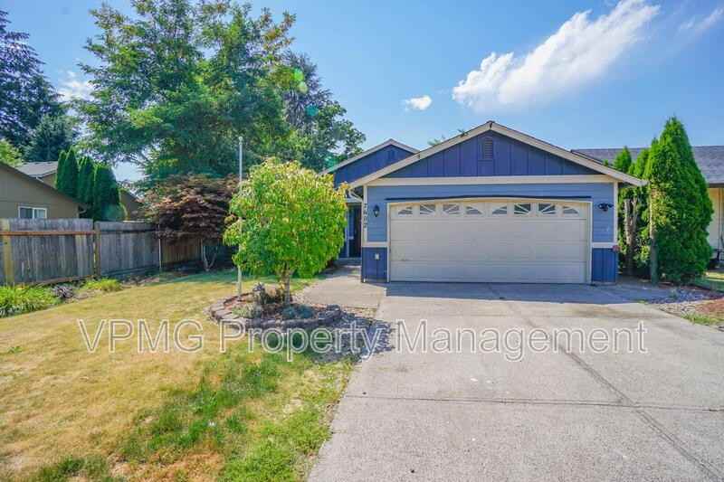 7602 Ne 159th Ave - Photo 2 of 30