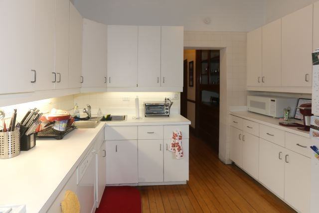 2661 N Burling St #3 - Photo 3 of 20