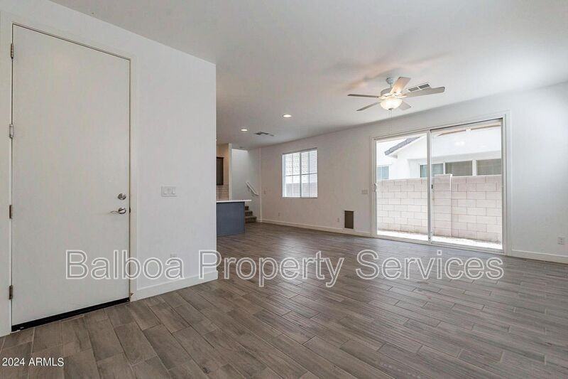 5516 S Dillon - Photo 3 of 50