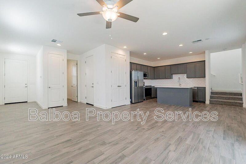 5532 S Dillon Cir - Photo 3 of 50