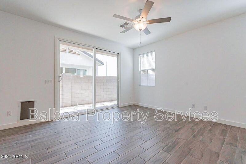 5532 S Dillon Cir - Photo 5 of 50