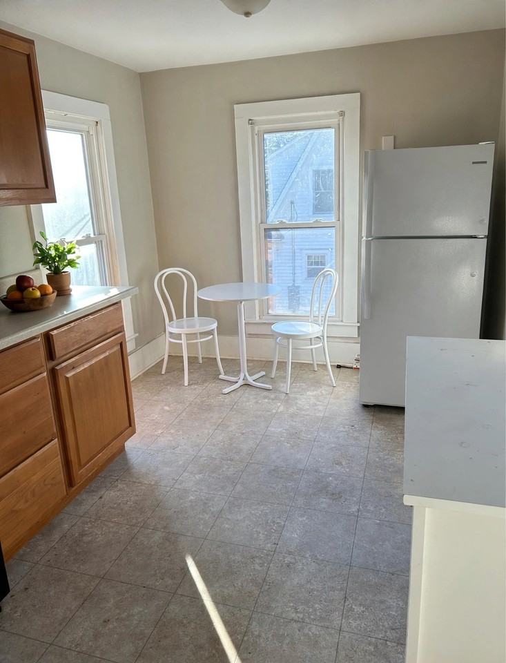 808 Clark Ave #810 - Photo 4 of 9