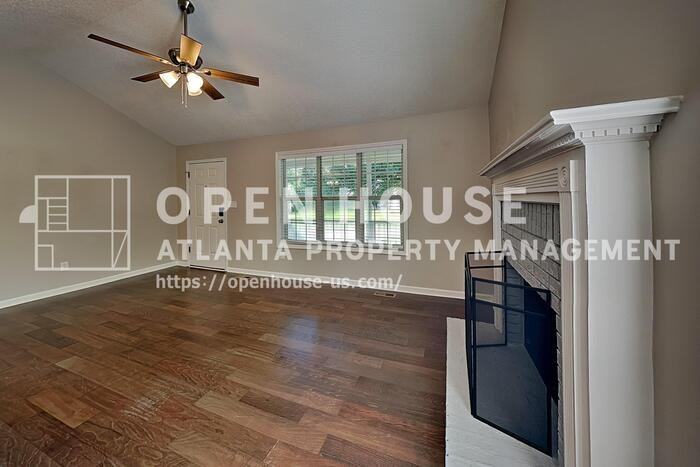 97 Due West Pl - Photo 4 of 21