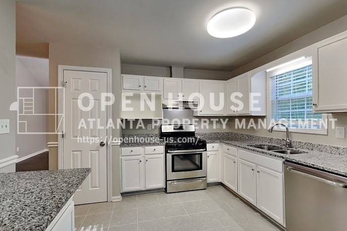 97 Due West Pl - Photo 7 of 21