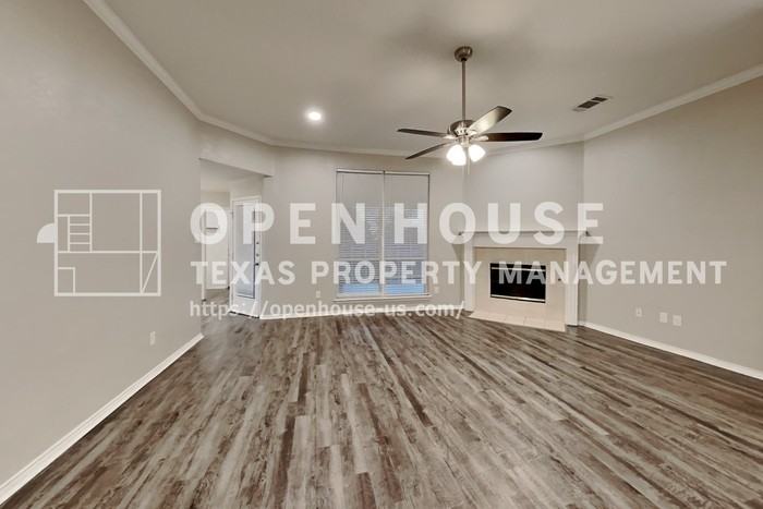 5510 Lee Hutson Ln - Photo 4 of 20