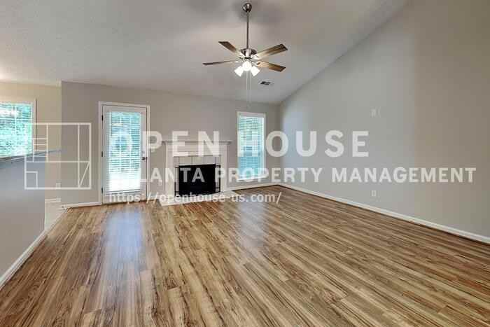 263 Buckingham Dr - Photo 4 of 20