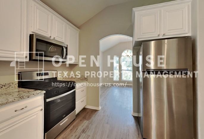 8307 Silver Lure Dr - Photo 6 of 21