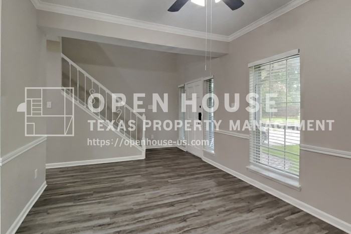 16306 Ash Point Ln - Photo 4 of 23