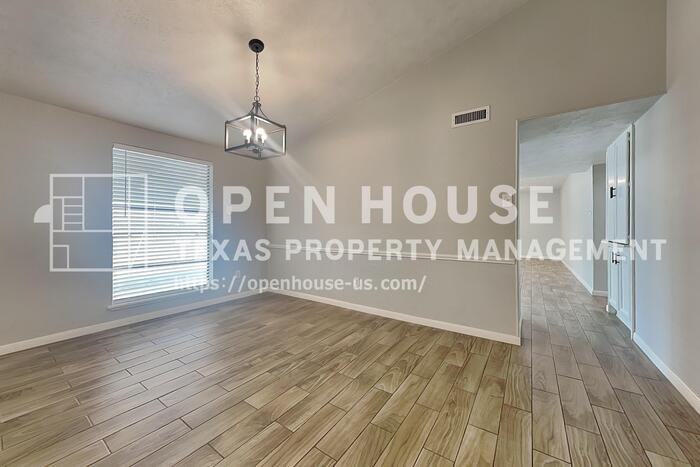 3815 Marywood Dr - Photo 5 of 20