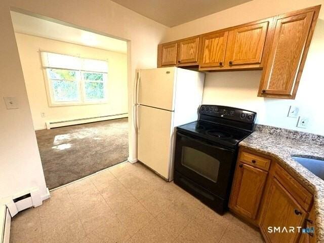 39 Village St - Photo 2 of 20