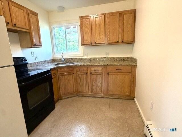 39 Village St - Photo 3 of 20